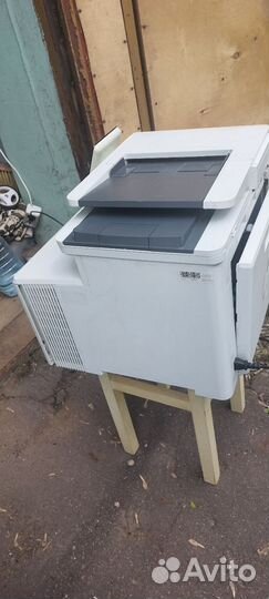 Принтер HP laser Jet Pro MFP M477fdn