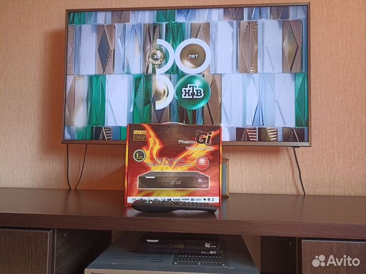 Спутниковый ресивер GI Phoenix + usb Wifi адаптер