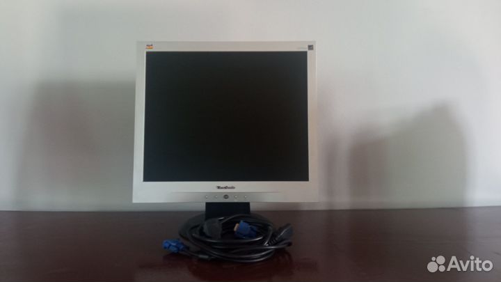 Мониторы 19 - ЖК бу