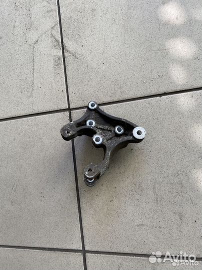 Кронштейн гур Vortex Estina