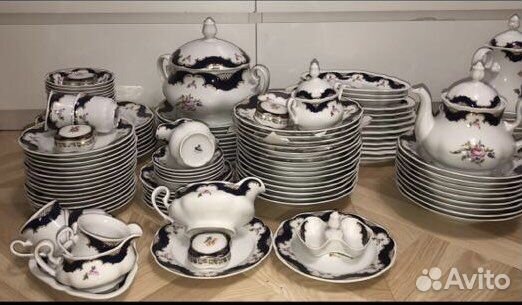 Набор столовой посуды новый