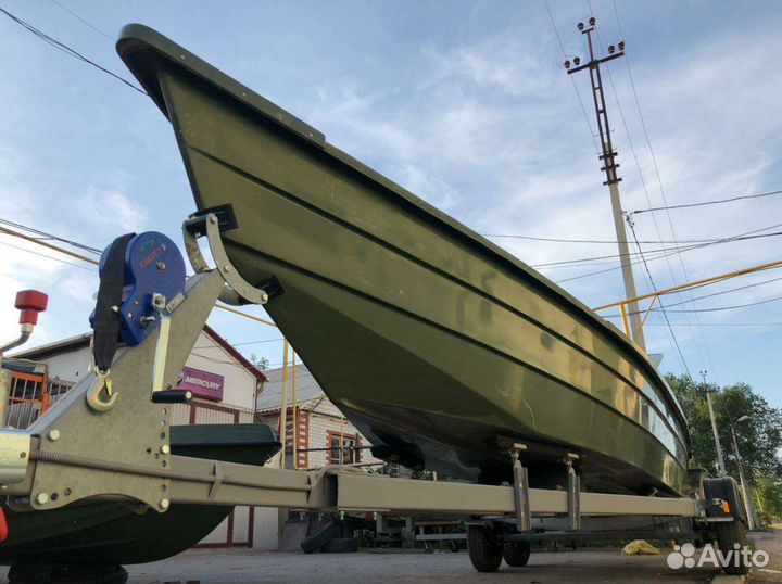 Лодка рыбацкая туристическая Каспий 76-90 верфь RB