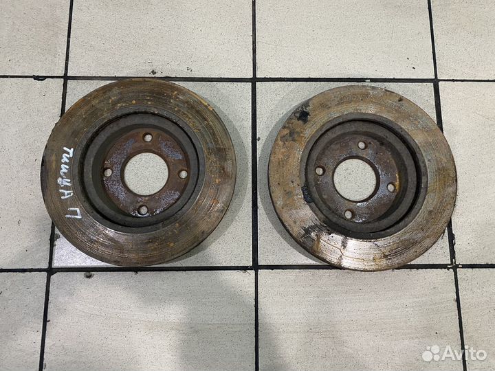 Тормозной диск передний Nissan tiida C11