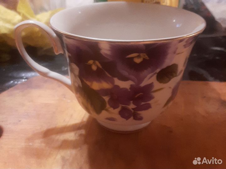 Чашка без блюдца