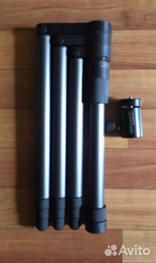 Штатив для фотоаппарата