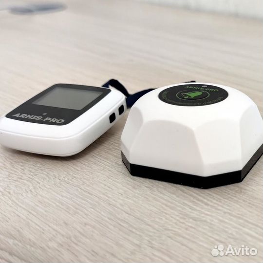 Кнопка вызова персонала и часы пейджер Поясной