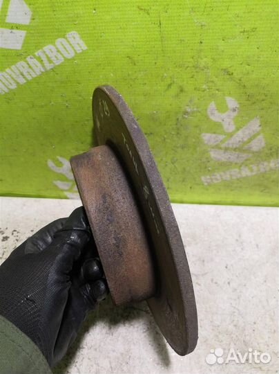 Диск тормозной задний Мерседес Бенз 210 Е-класс