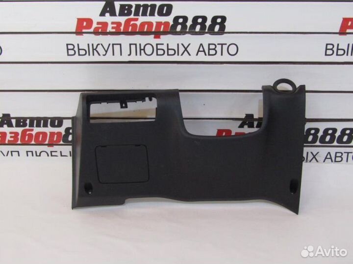 Накладка подрулевая Hyundai Sonata EF 2010