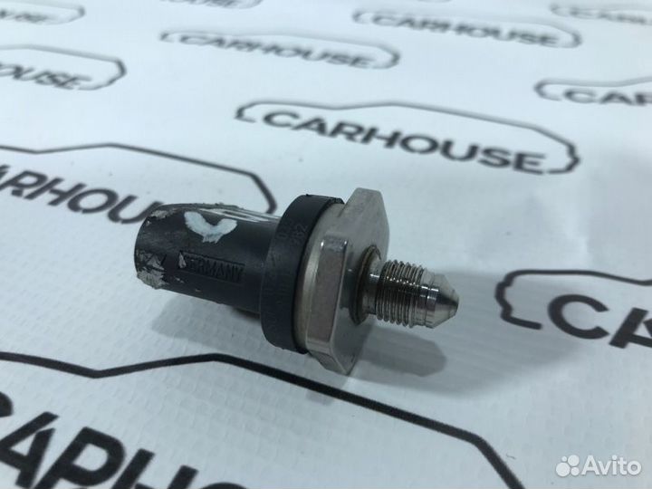 Датчик Audi A4 B8 2.0 CDN
