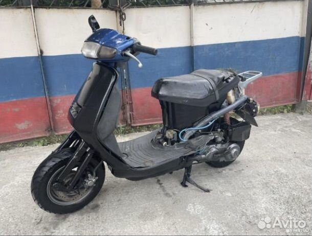 Скутер Honda lead90