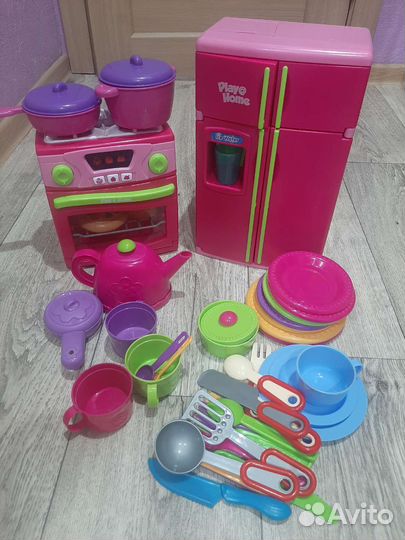 Детский холодильник и плита