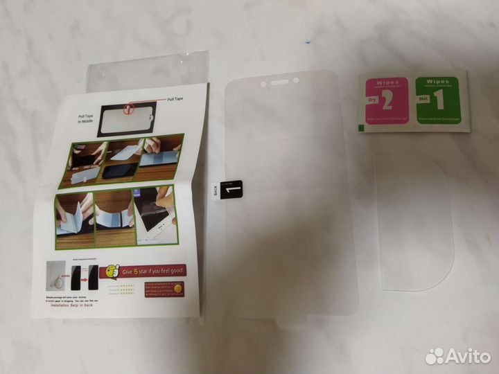 Новая защитная пленка на телефон