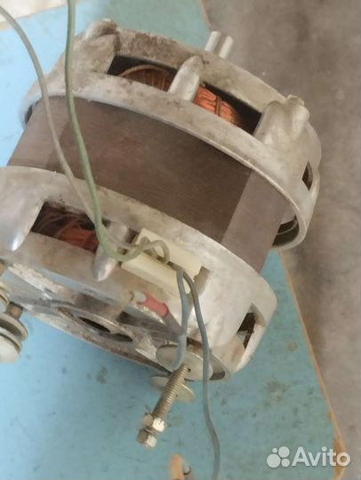 Двигататель стиральной машины