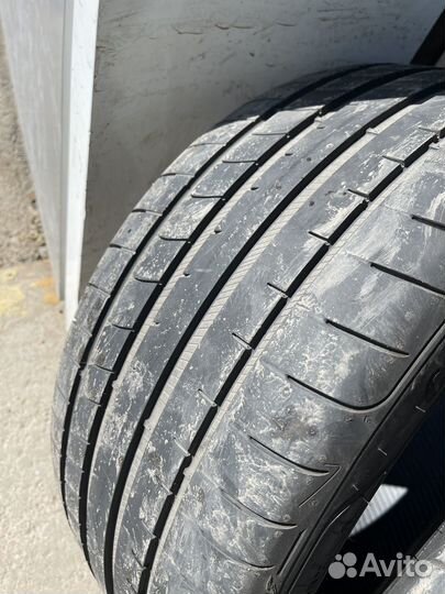 Goodyear Eagle F1 Asymmetric 3 225/40 R19 и 255/35 R19