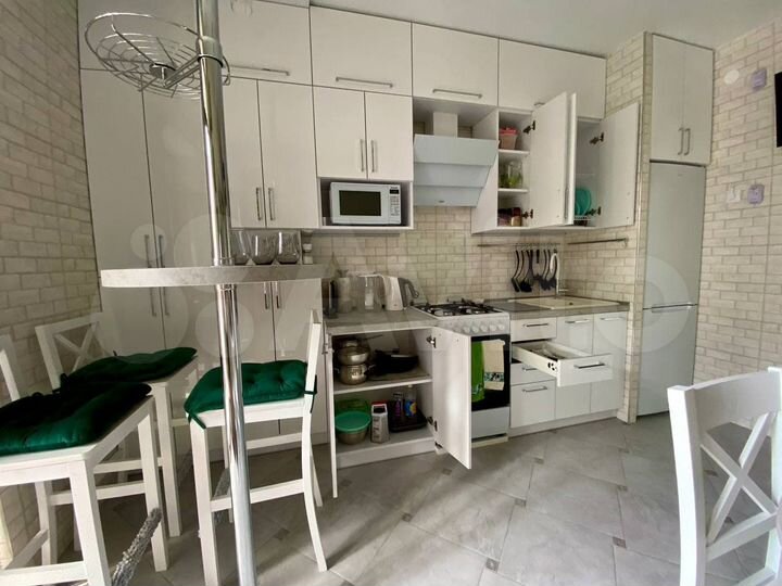 1-к. квартира, 44 м², 2/5 эт.