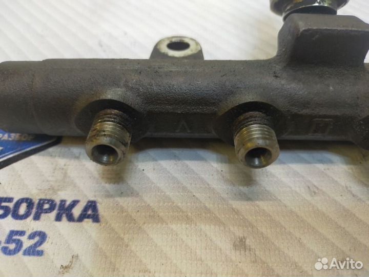 Рейка топливная (рампа) Renault Megane 2 K9K