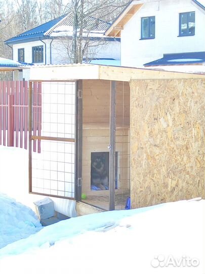 Вольер для собаки с будкой