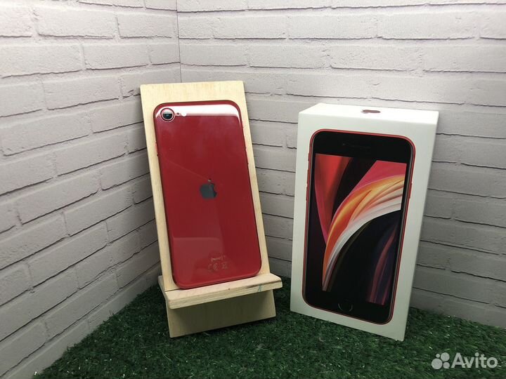 iPhone SE (2020), 64 ГБ