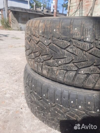 Nokian Tyres Hakkapeliitta 7 215/55 R17