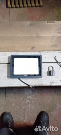 Светодиодный прожектор