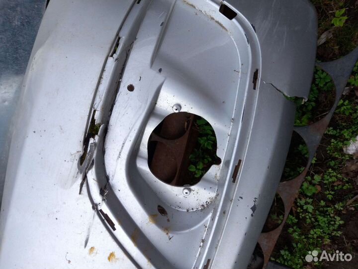 Передний бампер на LADA largus