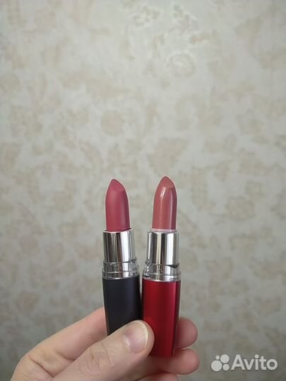 Помада Мейбелин 923