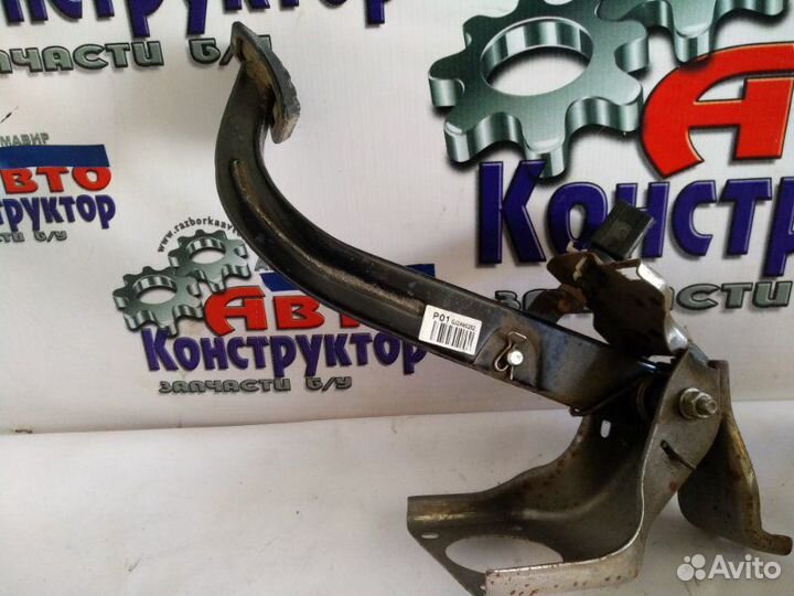 Педаль сцепления Hyundai Solaris седан G4FC 2013