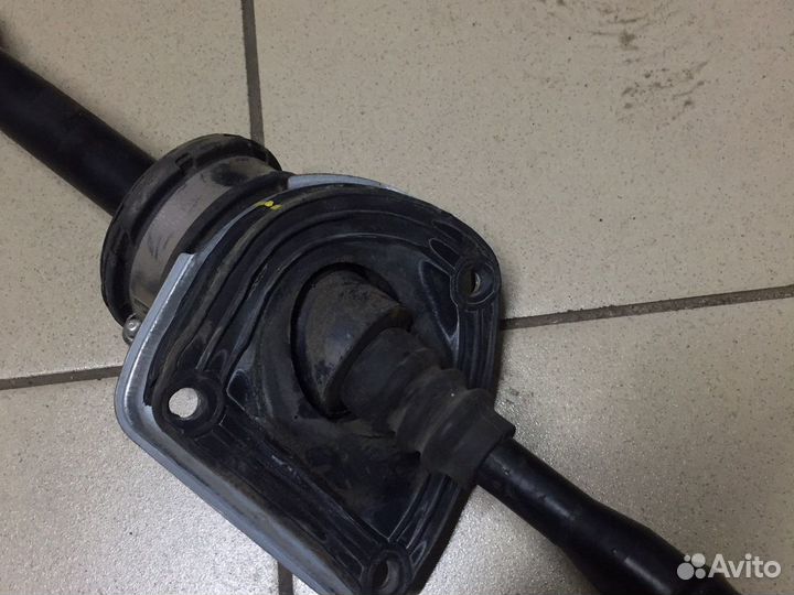 Hyundai Equus Рулевой карданчик