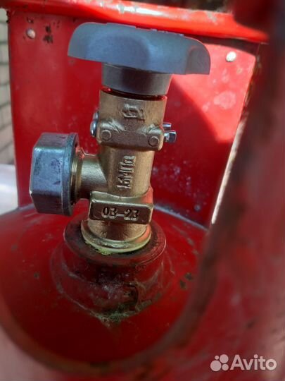 Газовый баллон 5л. Замена крана на вашем балоне