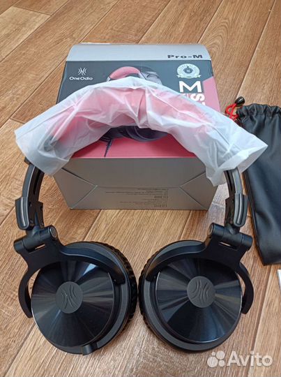 Гарнитура. Беспроводные наушники OneOdio Pro-M