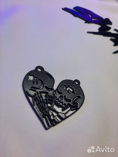 Парные брелки, кулоны