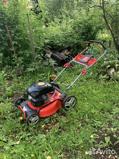 Газонокосилка бензиновая самоходная