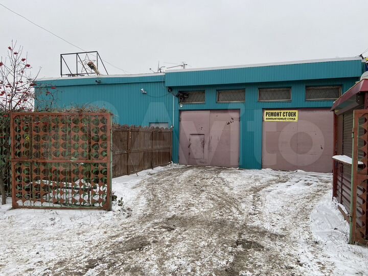 Гараж, > 30 м²