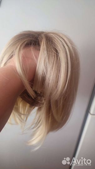 Парик из синтетического волокна