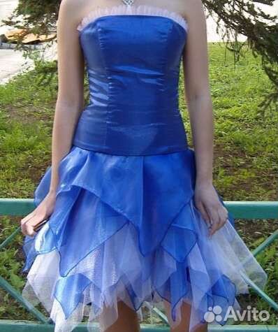 Синее платье