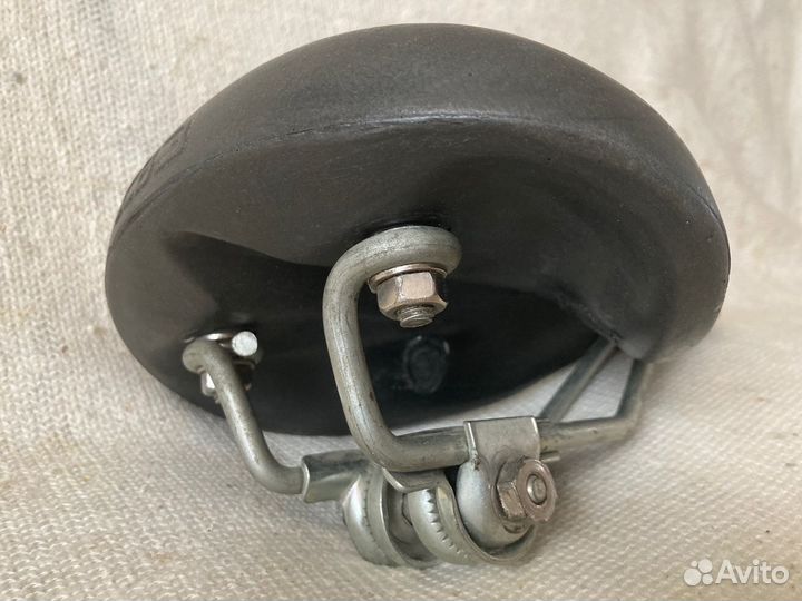 Велосипедное седло