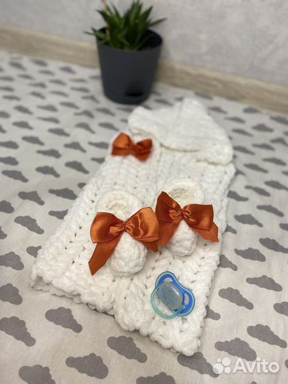Вязаные детские вещи