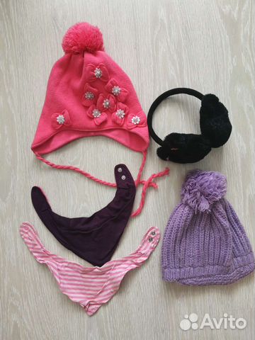 Демисезонная шапка Benetton, шарфы