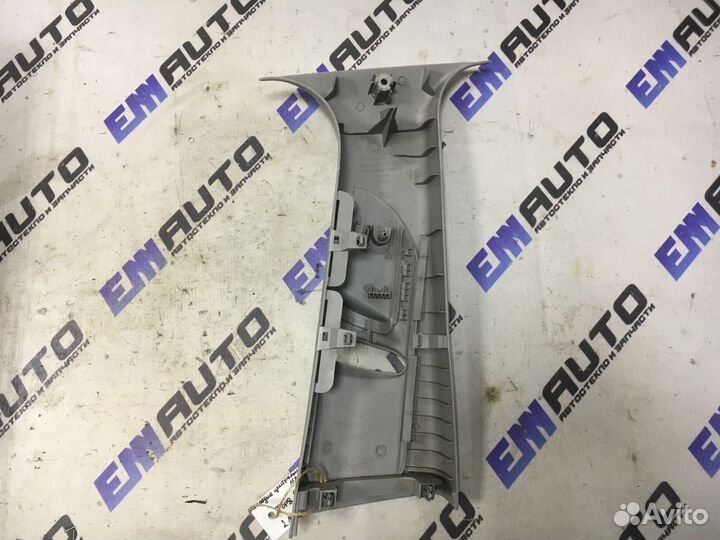 Накладка средней стойки левая верхняя Форд Фьюжен