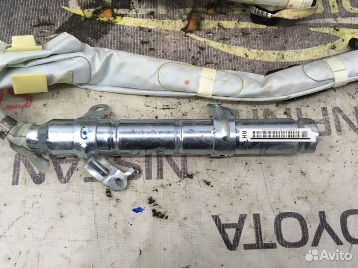 Шторка безопасности правая Mazda 3 BK 1.6 Z6