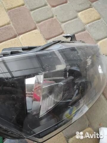 Фольксваген Поло фара правая 6R1941016E