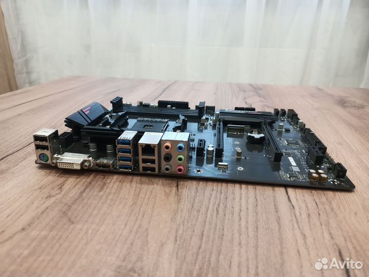 Материнская плата Gigabyte B450 Gaming X