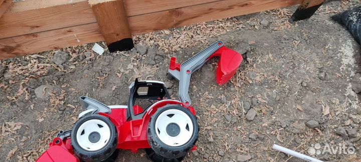 Детский трактор