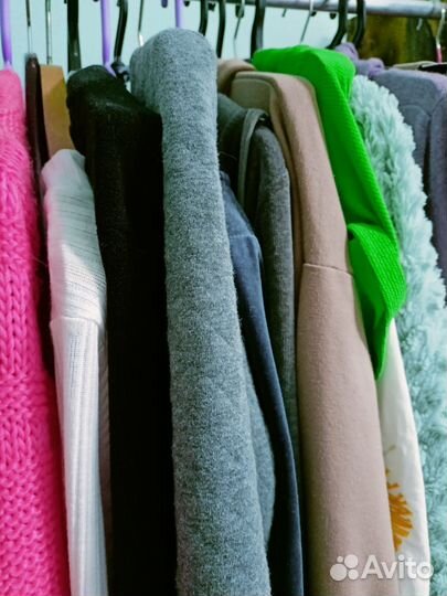 Пакет женских вещей 42 размера