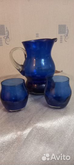 Кувшин синее стекло
