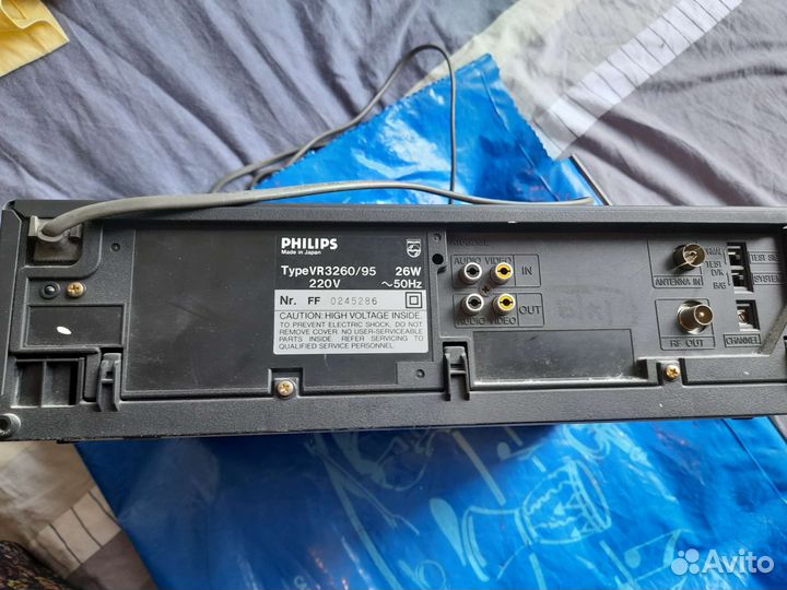 Видеомагнитофон philips