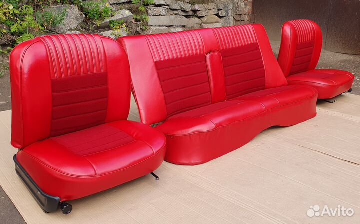 Красные сиденья для Ваз 2103