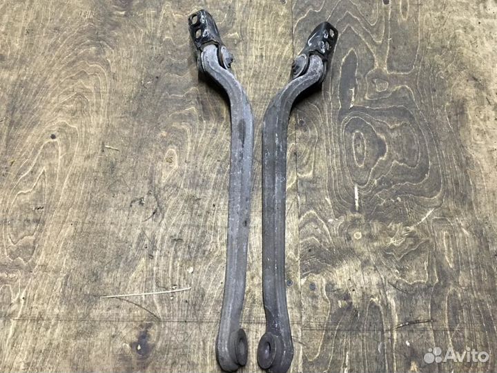 Задняя поперечная тяга схождения на Мерседес w211