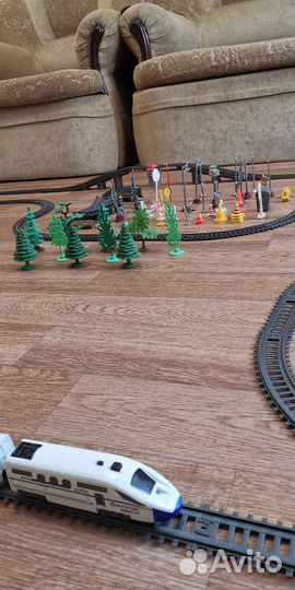 Железная дорога с аксессуарами
