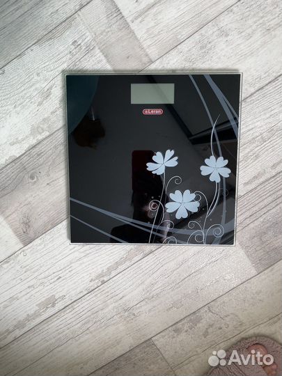 Весы напольные электронные
